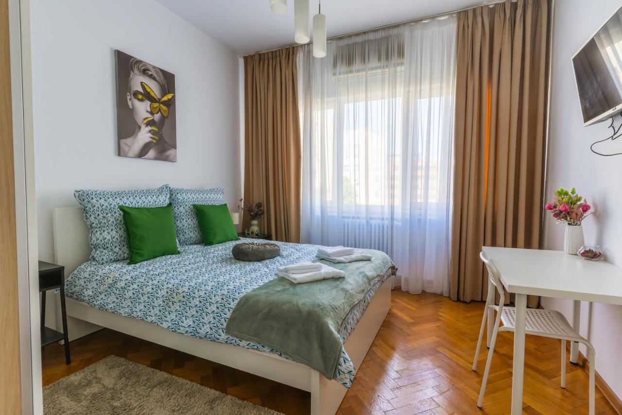 Ultracentral Golden Gatehouse 3 Bdrm Boekarest Buitenkant foto