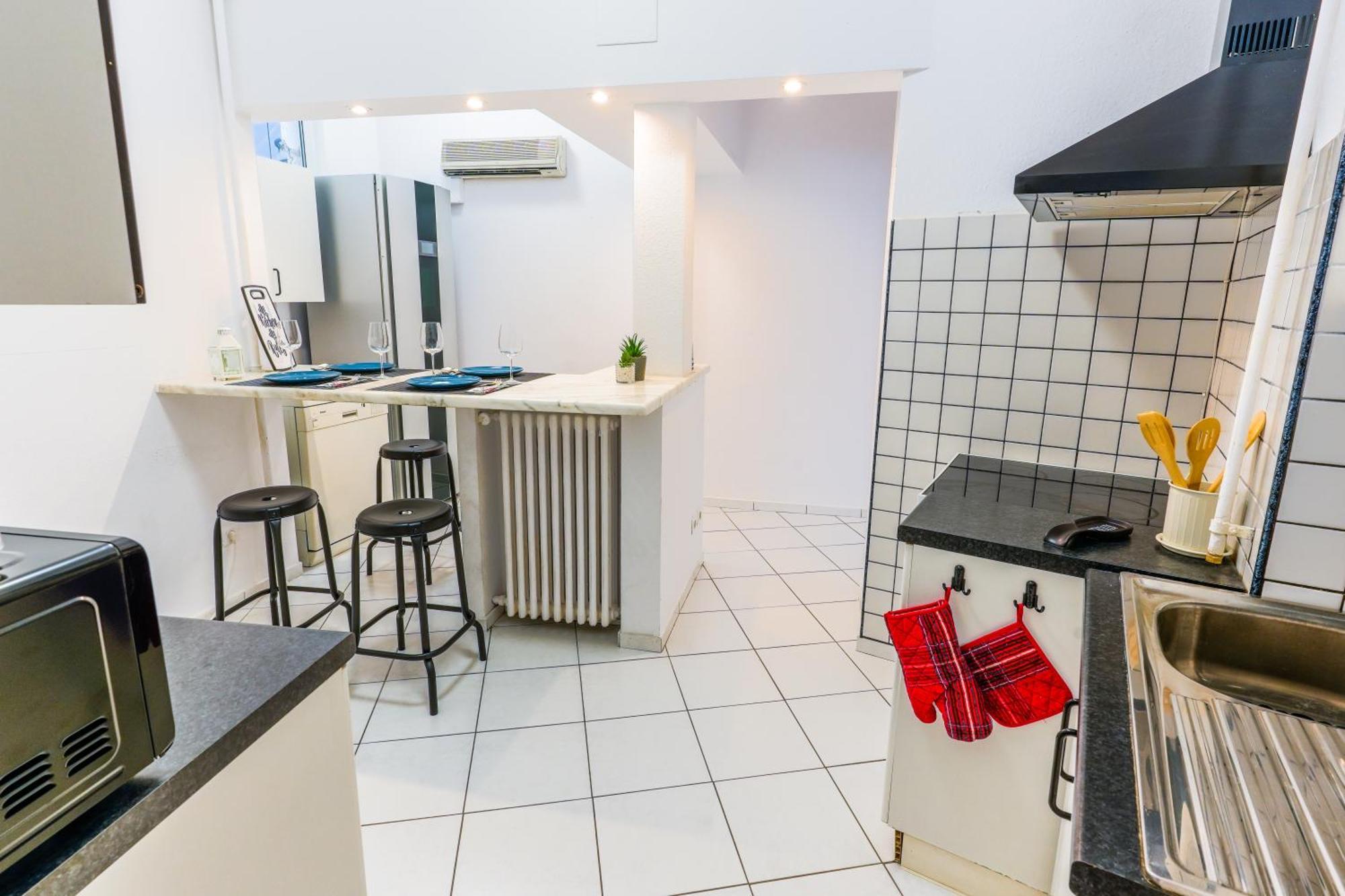Ultracentral Golden Gatehouse 3 Bdrm Boekarest Buitenkant foto