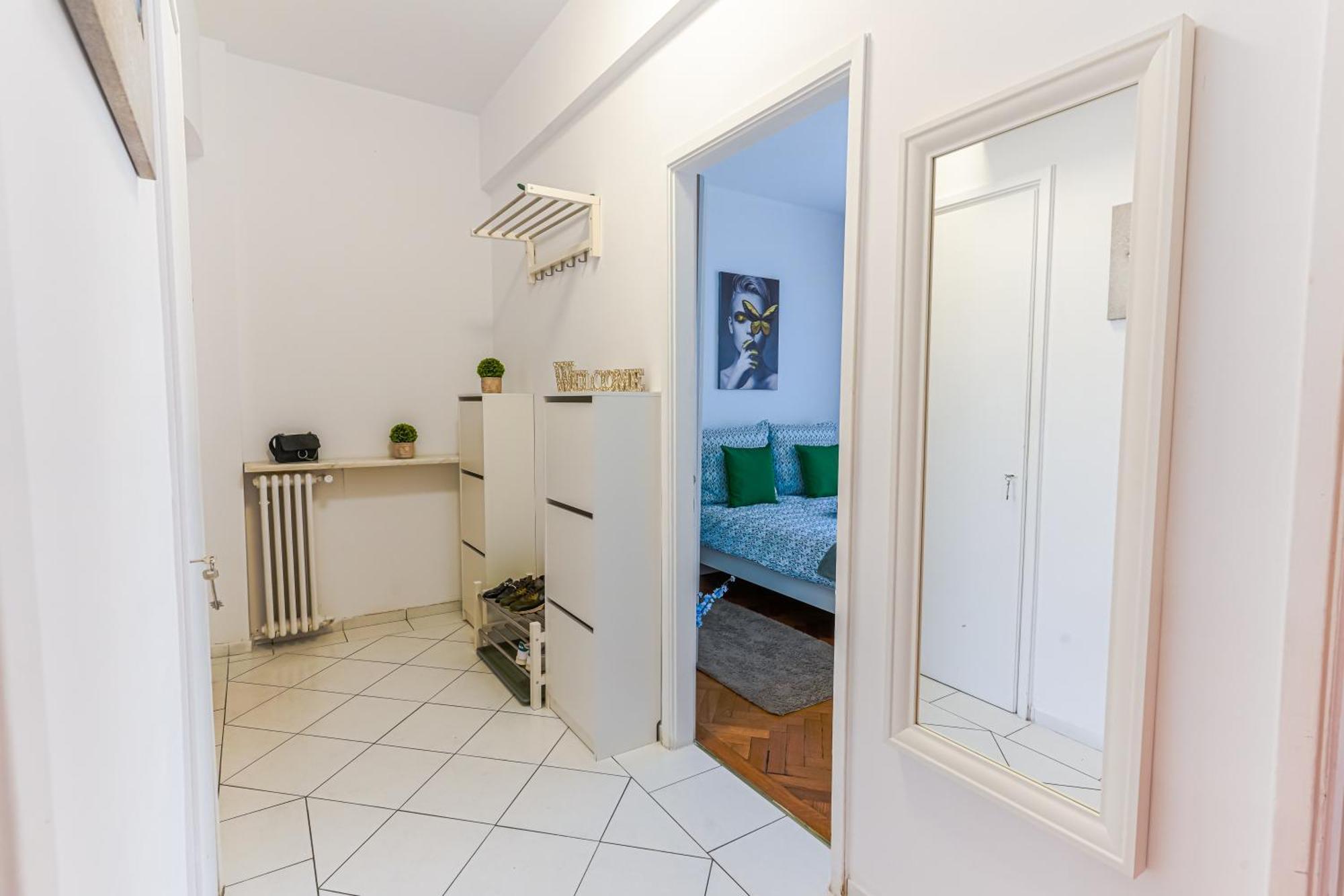 Ultracentral Golden Gatehouse 3 Bdrm Boekarest Buitenkant foto